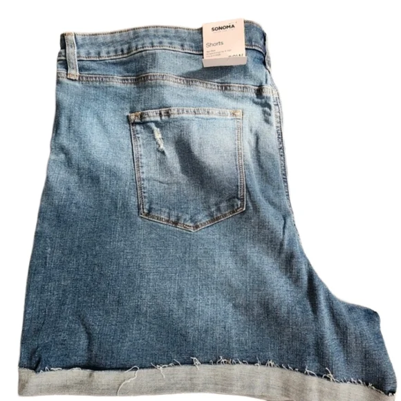 SONOMA WOMENS DISTRESS JEAN DENIM SHORTS CUFFED Hi rise NEW 26W 28w 30w Nwt - Picture 2 of 3